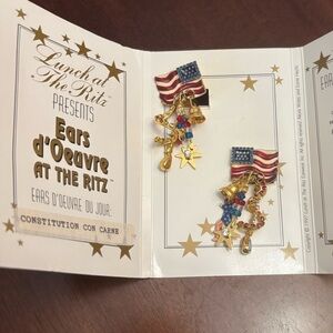 Vintage Women's Lunch At Ritz USA Rhinestone Uncle Sam Gold Tone Dangle Earrings